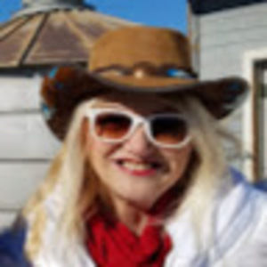 Meet your Posher, Deborah